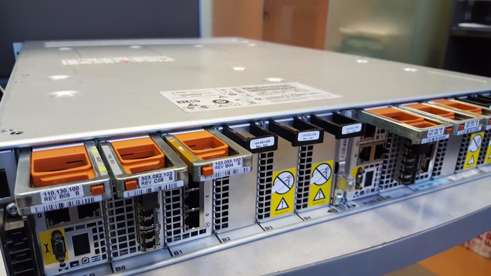 Dell EMC2 VNX5300 TRPE CX4-120 Storage Processor Loaded w/ Modules P/N: 100-520-127 Dell EMC2 VNX5300 TRPE CX4-120 Storage Processor Loaded w/ Modules P/N: 100-520-127 1496570000 566 s l1600