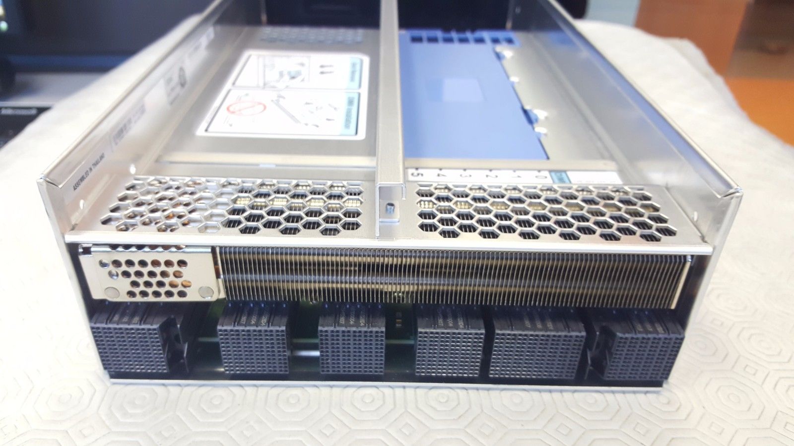 Dell EMC CX4-120 / CX4-240 Storage Processor 110-113-106B / 303-113-100B w/6GB RAM Dell EMC CX4-120 / CX4-240 Storage Processor 110-113-106B / 303-113-100B w/6GB RAM 1496571673 432 s l1600