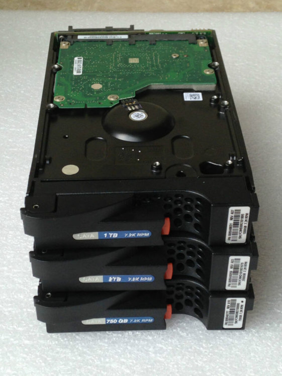 Dell EMC AX-SS07-020 005049025 AX4-5F AX4-5I 2T 7.2k SATA II