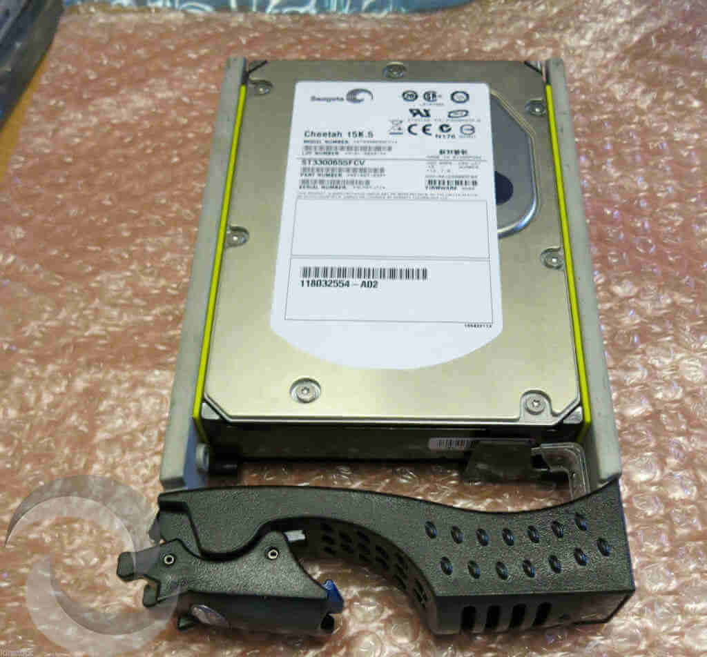 Dell EMC 300GB 15K FC ST3300655FCV 118032554-A02 2GB/4GB HDD FW 551A with caddy Dell EMC 300GB 15K FC ST3300655FCV 118032554-A02 2GB/4GB HDD FW 551A with caddy 1496659007 925 s l1600 1024x952