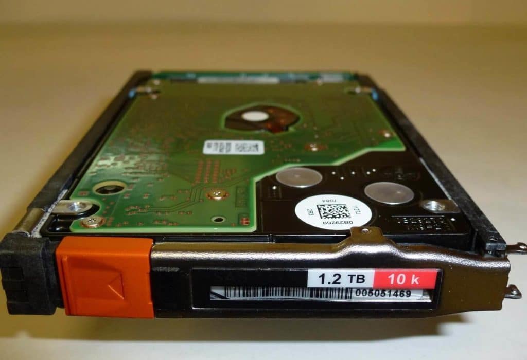 Dell 1 8TB 2 5 12Gb/s 10k SAS Hard Drive HDD In 13th/14th Series Caddy VJ7CD